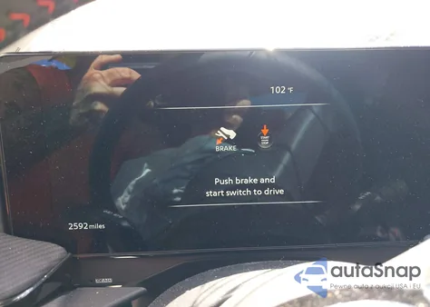 2025 Nissan Kicks Sr Intelligent Awd z USA, uszkodzony, nr VIN 3N8AP6DB2SL327508